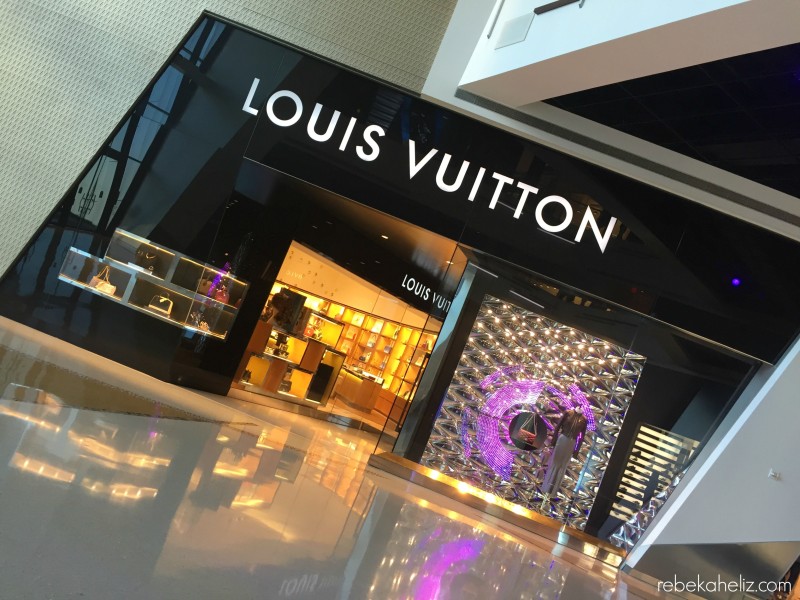 las vegas, las vegas shopping, louis vuitton, aria, shops at crystals