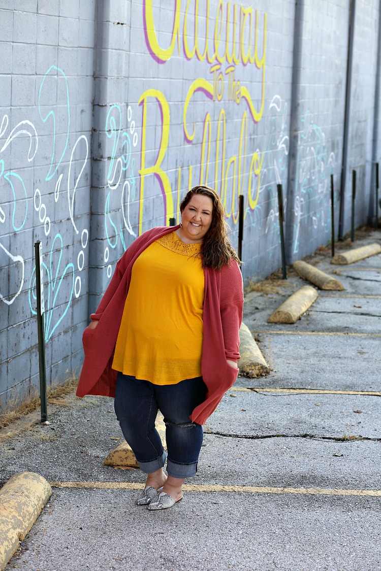 cardigan, fall cardigan, yellow, orange, curvy style, fall style, naturally curly hair, plus size fashion, plus size style, arkansas, #rebekahelizstyle, snakeskin print mules, mules, snakeskin