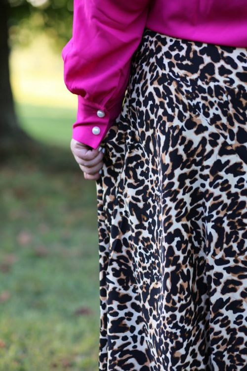 hot pink, leopard, leopard skirt, xoq, eloquii, wear to work, plus size style, curvy style, rebekaheliz style, fall style