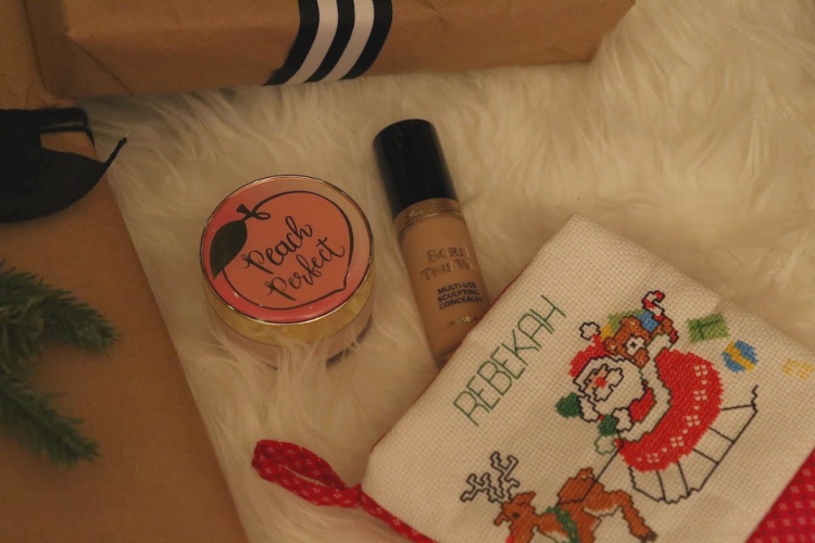 too faced, too faced beauty, stocking stuffers, peach setting powder, setting powder, born this way, born this way concealer