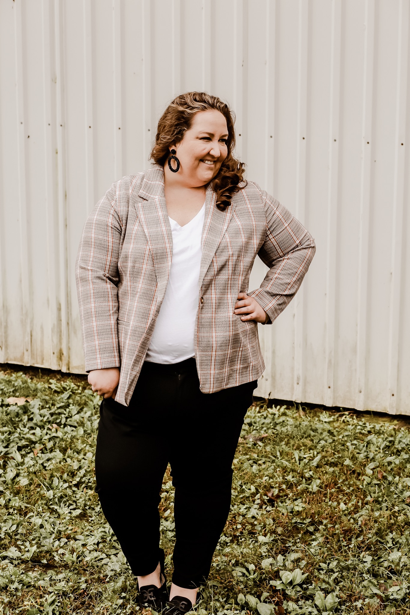 plaid blazer, plus size plaid blazer, plaid blazer outfit, black pants, plus size black pants, ootd, wiw, fall style, #rebekahelizstyle