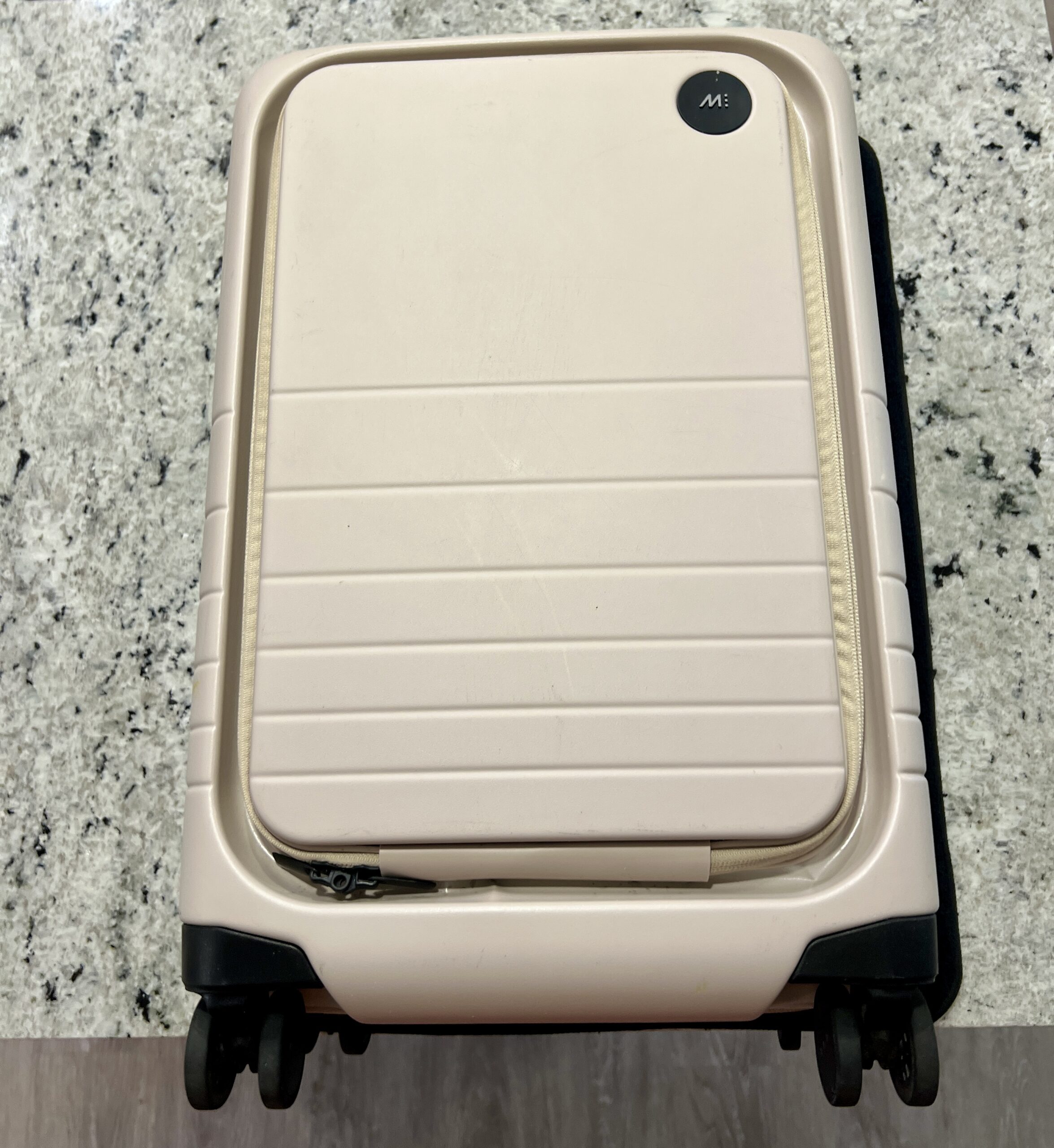hard shell suitcase, how to clean suitcase, monos suitcase