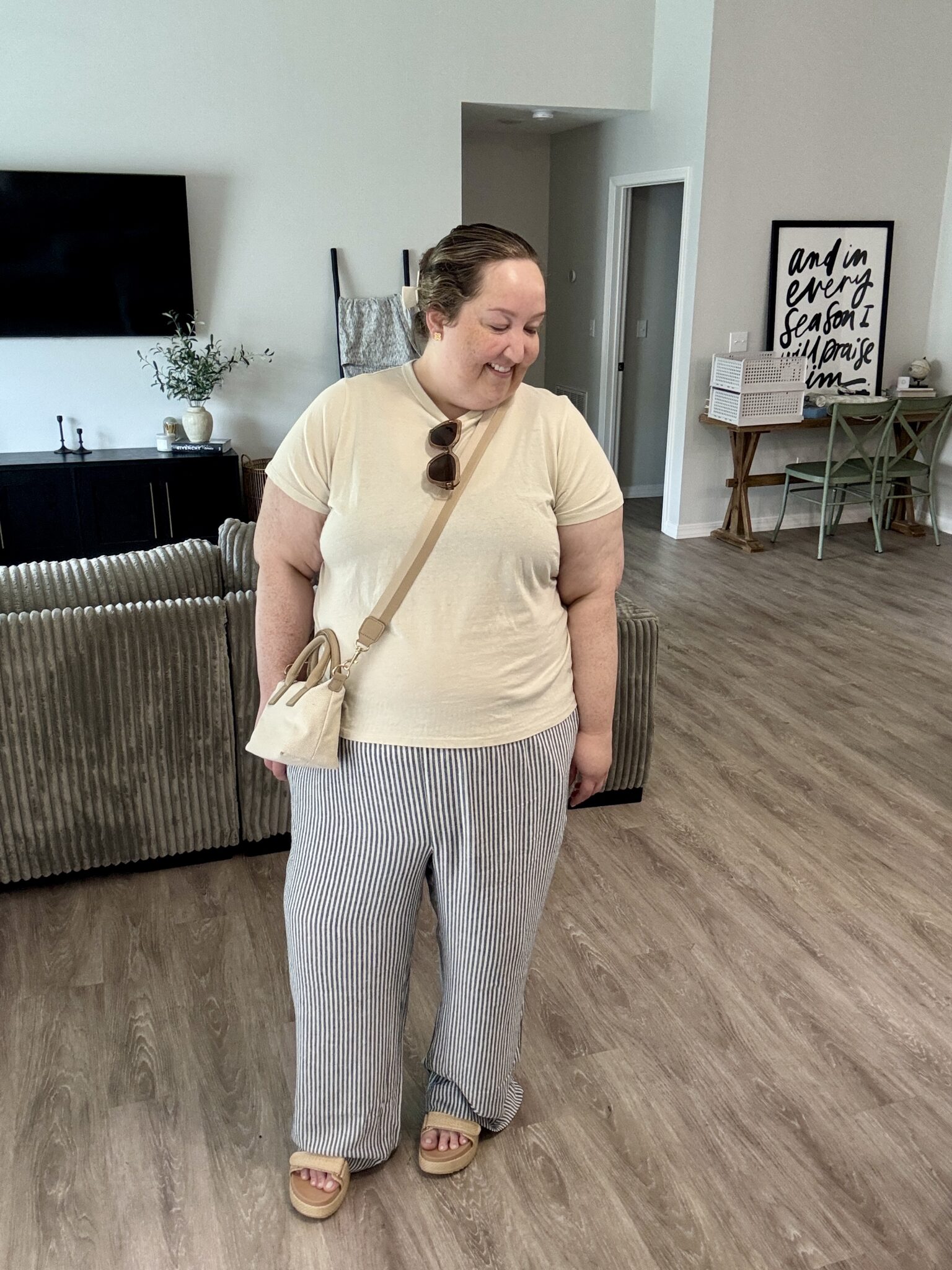 Plus Size Wide Leg Linen Pants Outfit - Rebekah Elizabeth
